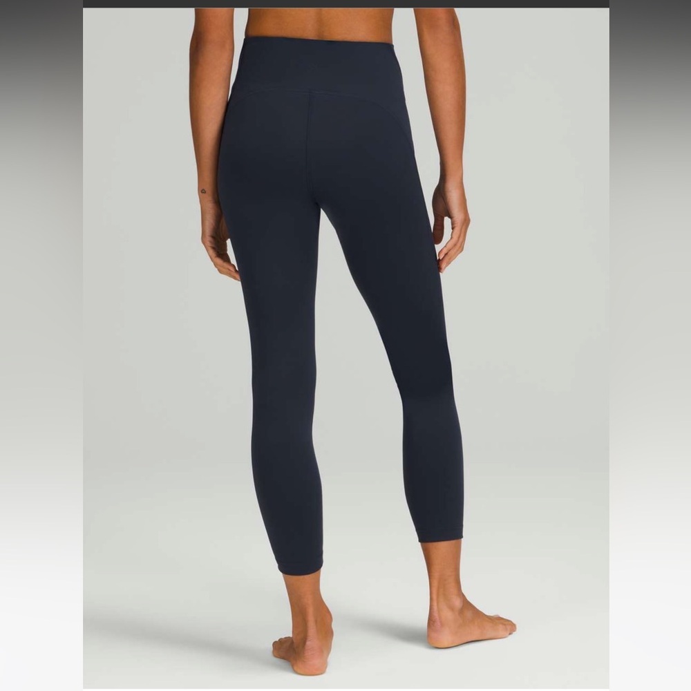 Lululemon Instill High-Rise Tight 25" in True Navy, Size 8 W5DJTS
